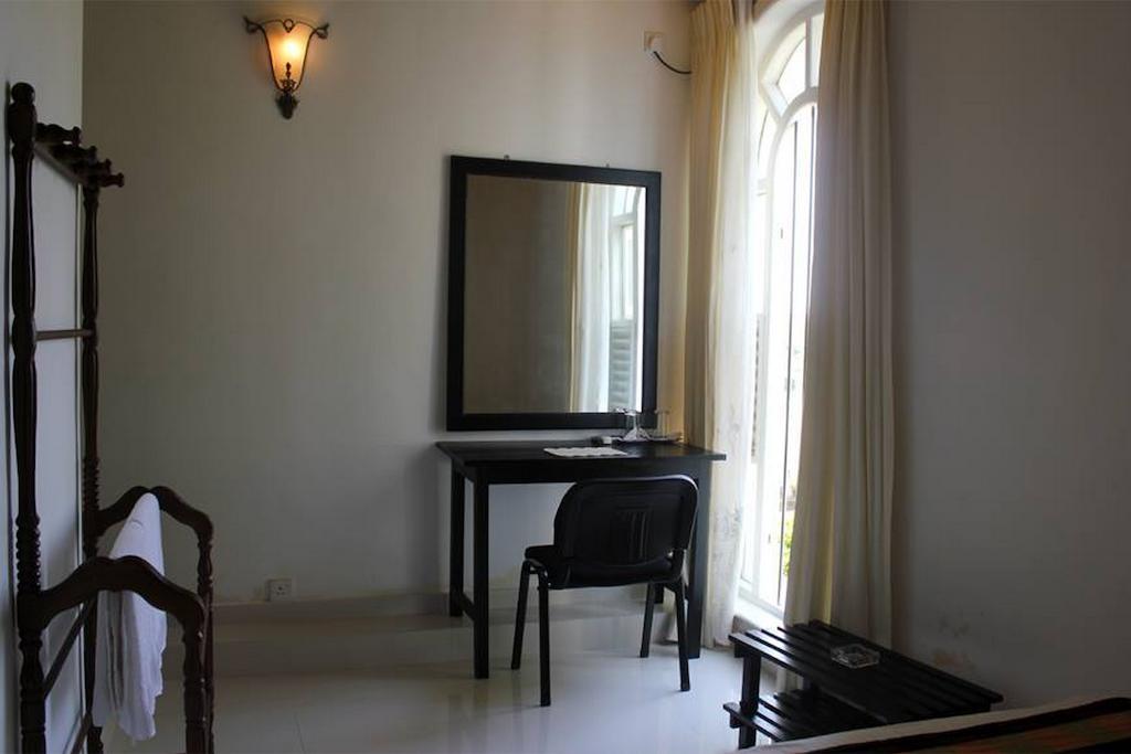 Fort De 19 Villa - Galle Fort Habitación foto